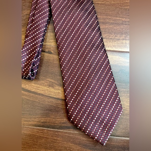 BERGAMO NEW YORK Red/Burgundy Striped Repp Tie - Picture 6 of 11
